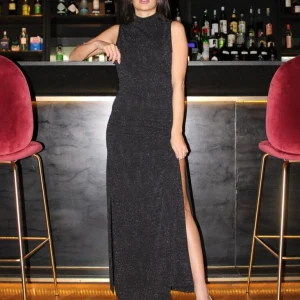 Abito smanicato in lurex