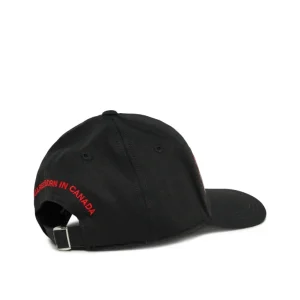 CAPPELLO NERO CON LOGO DSQUARED2