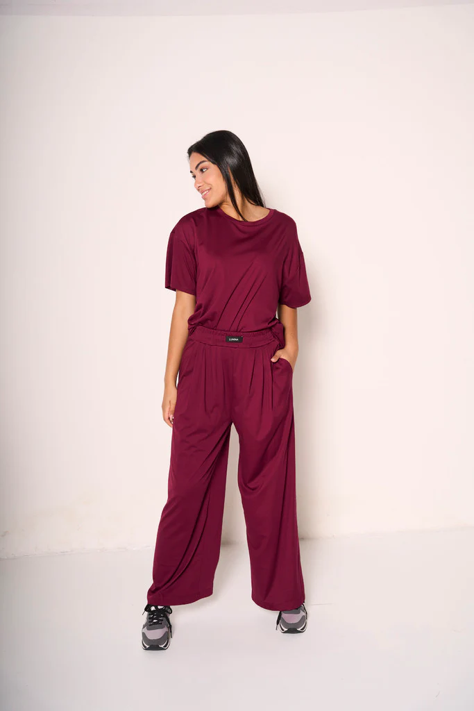 Pantaloni ampi bordeaux - immagine 2