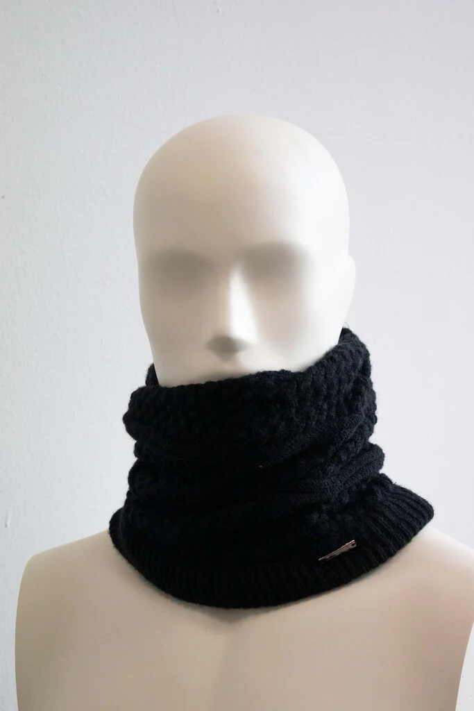 cappello e scaldacollo coordinati - immagine 3